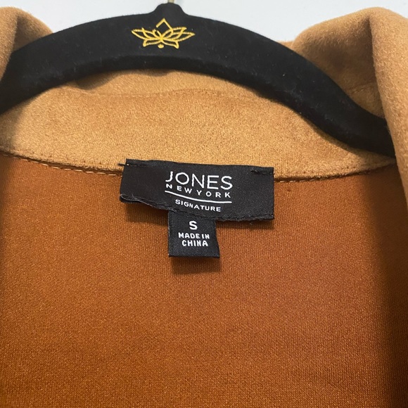 Suede Shacket - Picture 3 of 4